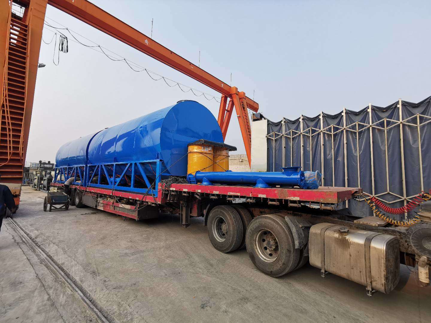 輝宏水泥倉(cāng) 輝宏水泥倉(cāng)